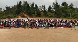 Berharap Hujan, Ratusan Warga Gununghalu Salat Istisqa Berjamaah