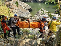 Tim SAR Temukan Jenazah Korban Tengelam di Sungai Cimanuk