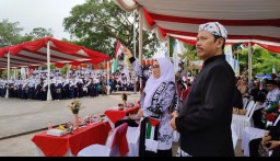 Peringatan Hari Guru Nasional, Ribuan Guru Di Garut Gelar Do'a Bersama dan Pengumpulan Donasi Untuk Palestina