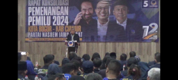 Ketua DPW Partai Nasdem, Saan Mustopa saat member arahan dala rapat konsolidasi pemenangan Pemilu 2024 Partai Nasdem Dapil Jabar 3 Kota Bogor dan kabupaten Cianjur. ( Jabar Memanggil/Y.Irawan)