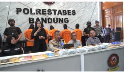 Satresnarkoba Polrestabes bandung gelar perkara kasus narkoba. ( Jabar Memanggil/ Rony)