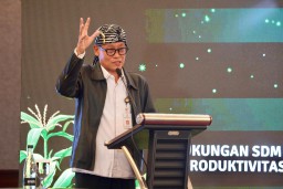 Kepala BPPSDMP, Dedi Nursyamsi pada kegiatan evaluasi kinerja BPPSDMP tahun 2023 dengan tema Kesiapan SDM Pertanian Mendukung Peningkatan Produksi Padi dan Jagung yang dilaksanakan di Lido, Bogor, (27/12). ( Jabar Memanggil/ Ist)
