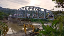 Jembatan Cilutung yang Menyambungkan Dua Kabupaten Akhirnya Diresmikan
