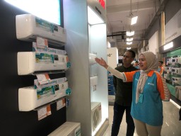 Log In Megastore Bagikan Elektronik Gratis untuk Para Ojol