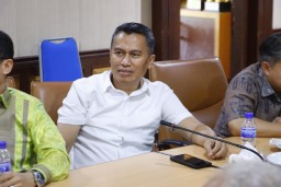 Deden Galih, "Pituin" Garut Dari Wakil Rakyat Siap Terjun Untuk Pengabdian Masyarakat Garut