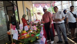 HUT RI 79, Warga Di Desa Margahayu Meriahkan Dengan Lomba Tumpeng