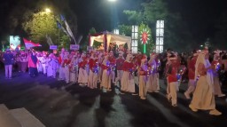 Meriah Pawai Lampion Memperingati HUT Republik Indonesia ke-79