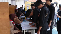 SMKN 1 Gunungguruh Selenggarakan Job Fair dan Ekspo Kampus 2024 untuk Meningkatkan Kesempatan Karier Bagi Alumni