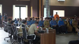 Pj. Bupati Minta Kepala Perangkat Daerah dan Camat Optimal Fasilitasi Pilkada