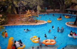Tangalooma Rainbowslide, Salah satu wahana favorite di Transera Bekasi Jawa Barat. (Jabar memanggil/ist) 