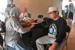 HUT Korpri ke-53 Pemda Sumedang Menggelar Donor Darah