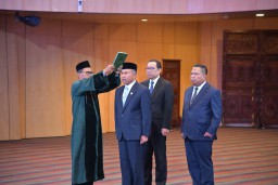 Menteri Perhubungan Dudy Purwagandhi melantik Marsekal Muda TNI Mohammad Syafii sebagai Kepala Badan Nasional Pencarian dan Pertolongan (Basarnas), Jumat (21/2/2025). 
