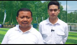 Pasangan bupati dan wakil bupati sumedang terpilih Dony Ahmad Munir dan Fajar aldila saat diwawancarai. Kamis (13/2/2025). 
