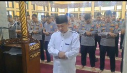 Polres Sumedang Laksanakan Sholat Ghaib dan Doa Bersama Untuk Anggota Polres Way Kanan Lampung Gugur Saat Bertugas