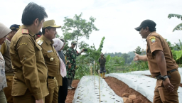 Seratus Hari Kerja Dony-Fajar Fokus Pemberdayaan Buruh Tani Miskin
