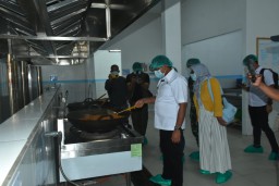 Bupati Sumedang: SPPG Dapur Harapan untuk Masa Depan Anak Bangsa