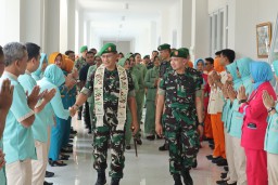 Pangdam III/Siliwangi Mayjen TNI Kosasih Berikan Penguatan Dan Motivasi Pada Pelayanan RSY Guntur Garut