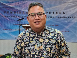 Makna dan Pesan Perayaan Natal 2025 Lukas Metropolitan, Penyuluh Agama Katolik di Kantor Kemenag Sumedang