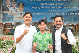 Cegah Putus Sekolah, Pemkab Cianjur Alokasikan Beasiswa Untuk Siswa Kurang Mampu dan Atlet Muda Berprestasi