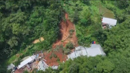 Longsor Timbun Gudang Air Minum di Sumedang, Satu Karyawan Jadi Korban
