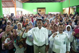 Obon Tabroni Dukung Program Makan Bergizi Gratis di Bekasi: "Investasi untuk Indonesia Emas"