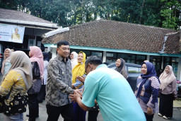 Abdusy Syakur Amin, Tekankan Pelayanan Prima