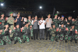 Bupati Dony Sambut 424 Prajurit Yonif 301 Kembali dari Tugas Pengamanan Freeport