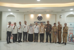 Pemkab Garut Bangun Sinergi dengan Kemnaker untuk Tingkatkan Kompetensi Warga