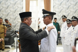 Bupati Garut Minta Kepala Desa Proaktif Atasi Anak Putus Sekolah dan Stunting