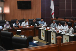 Wakil Bupati Pimpin Rapat Tindak Lanjut Pencegahan Penyimpangan Perilaku Seksual di Sumedang
