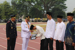 Lapas Sumedang Gelar Upacara HUT RI KE-81 dan Serahkan Remisi Untuk 161 Warga Binaan
