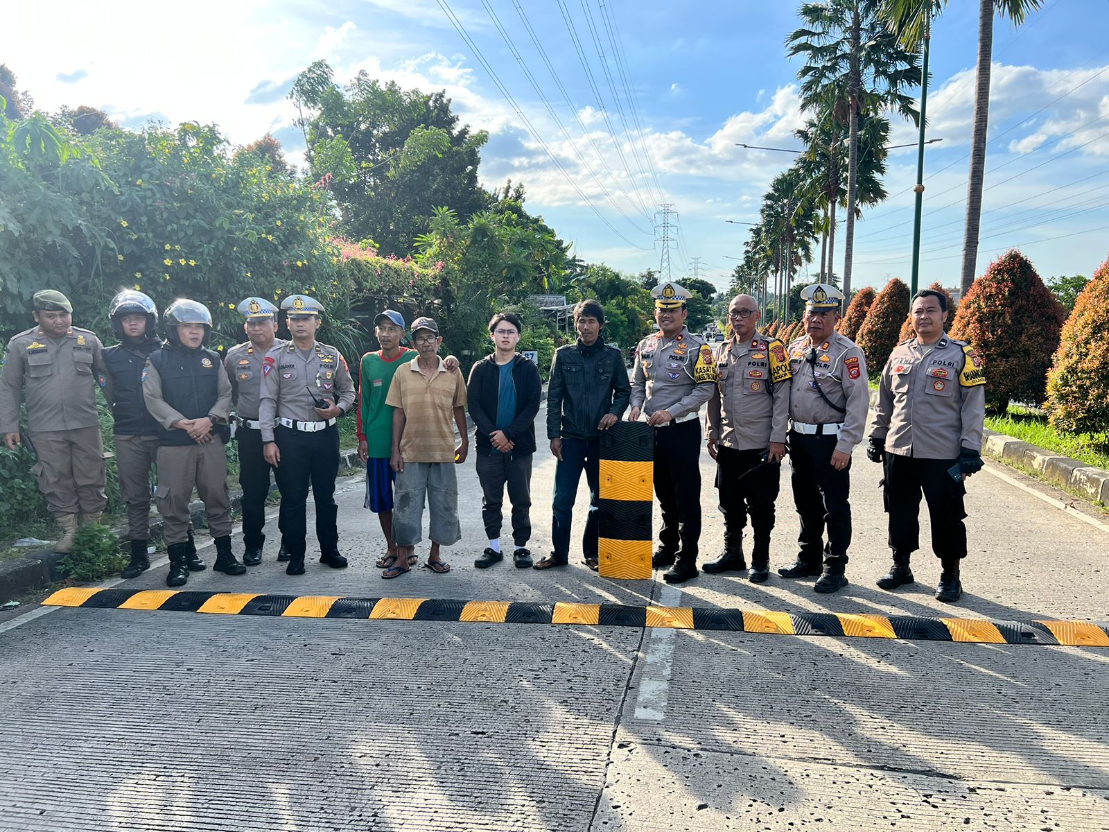Cegah Balap Liar, Satlantas Polresta Bogor Kota Pasang Speedbump di Titik Rawan Kecelakaan