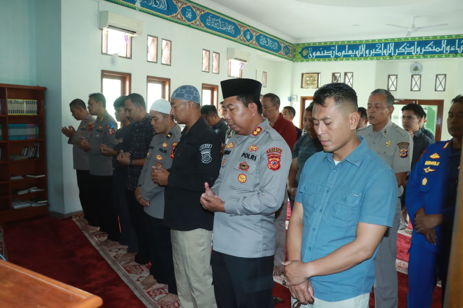 Polres Sukabumi Gelar Salat Gaib dan Doa Bersama untuk Tiga Anggota yang Gugur dalam Tugas