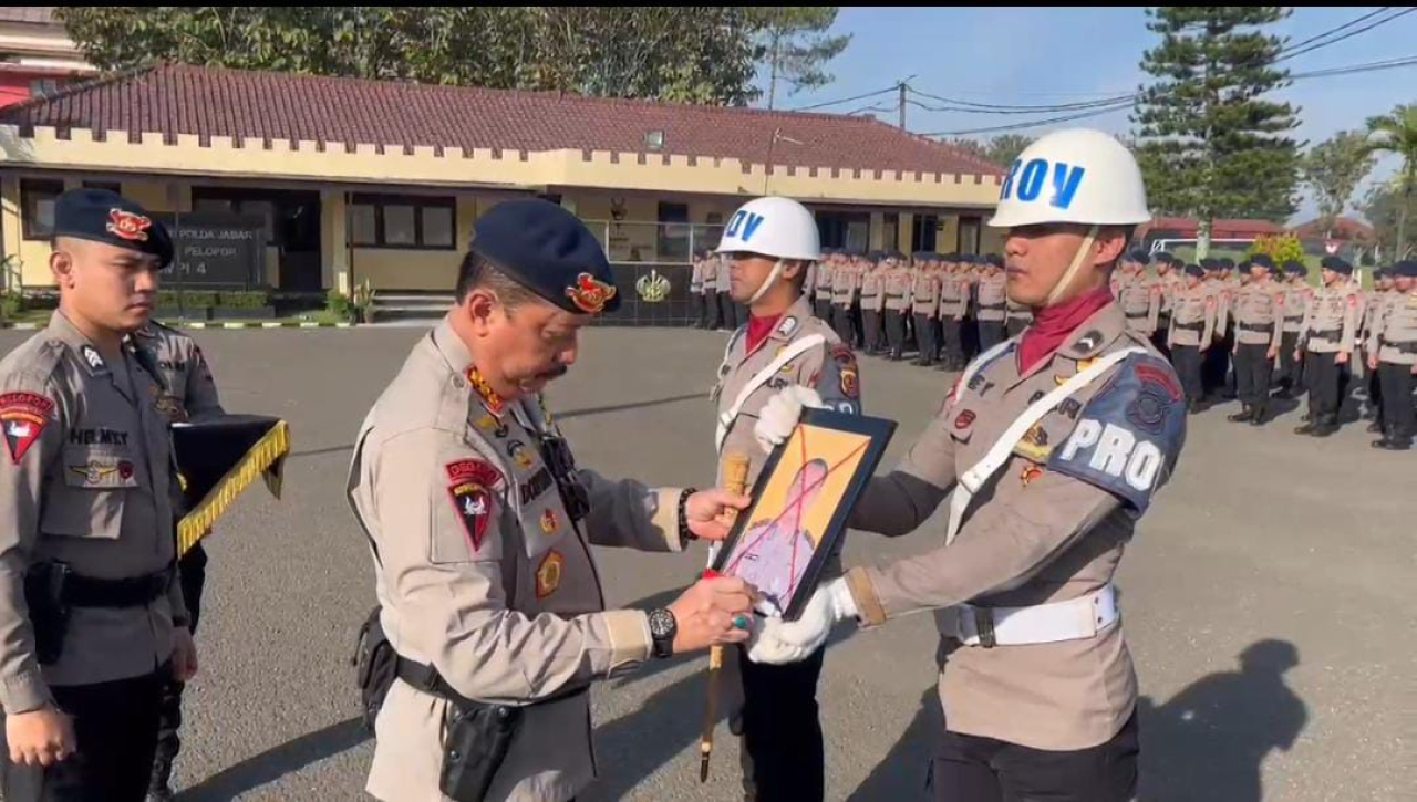 Sering Tipu Pedagang dengan Qris Palsu, Satu Anggota Brimob Diberhentikan