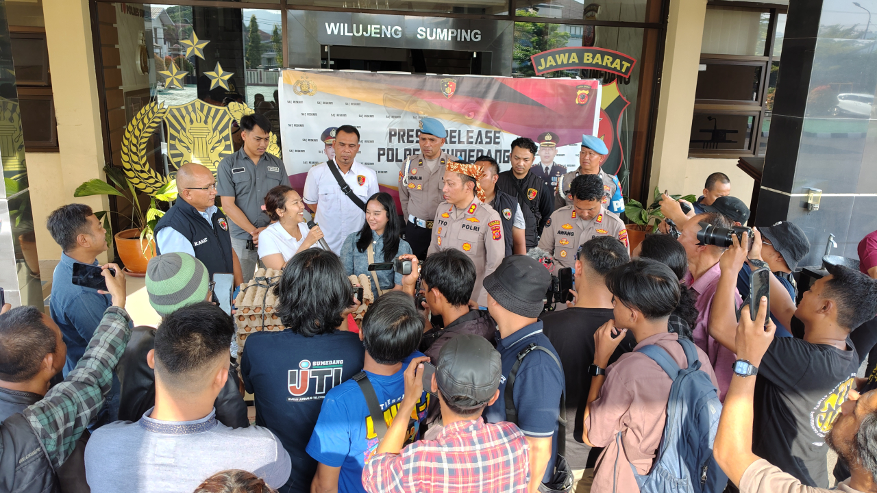 Polres Sumedang Tangkap TNI Gadungan Penipu Penjual Telur di Pamulihan, Kerugian Jutaan Rupiah
